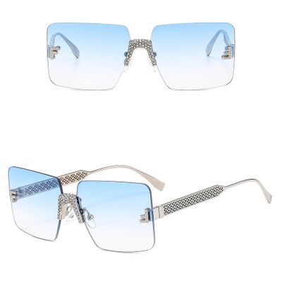 Okulary przeciwsłoneczne damskie ze sklepu: Stylion w kategorii: Okulary przeciwsłoneczne damskie - zdjęcie 4D4DD33-06F-2088_9563