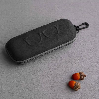 Etui ze sklepu: Stylion w kategorii: Etui - zdjęcie 4D4DD33-06F-2088_9586