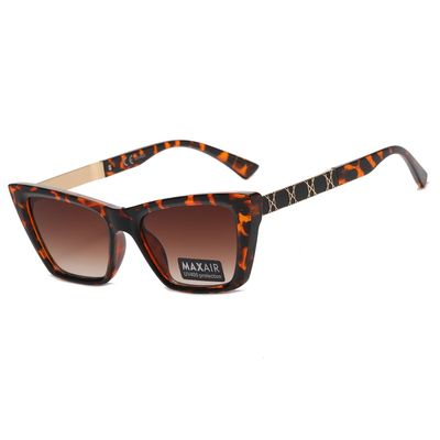 Okulary przeciwsłoneczne damskie ze sklepu: Stylion w kategorii: Okulary przeciwsłoneczne damskie - zdjęcie 4D4DD33-06F-2088_9758
