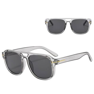 Okulary przeciwsłoneczne ze sklepu: Stylion w kategorii: Okulary przeciwsłoneczne męskie - zdjęcie 4D4DD33-06F-2088_9795