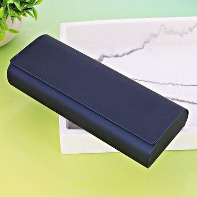 Etui STYLION ze sklepu: Stylion w kategorii: Etui - zdjęcie 4D4DD33-06F-2088_9857