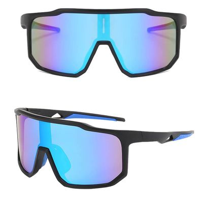 Okulary przeciwsłoneczne ze sklepu: Stylion w kategorii: Okulary przeciwsłoneczne męskie - zdjęcie 4D4DD33-06F-2088_9901