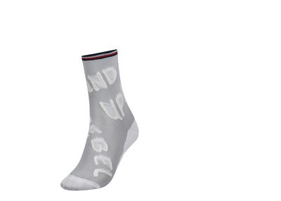 Skarpetki damskie sportowe Tommy Hilfiger ze sklepu: Darbut w kategorii: Skarpetki damskie - zdjęcie 4EFD8BE-A55-9847_2659