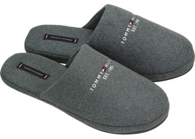 Kapcie męskie zimowe Tommy Hilfiger ze sklepu: Darbut w kategorii: Kapcie męskie - zdjęcie 4EFD8BE-A55-9847_22943