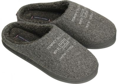 Kapcie męskie zimowe Tommy Hilfiger ze sklepu: Darbut w kategorii: Kapcie męskie - zdjęcie 4EFD8BE-A55-9847_23113