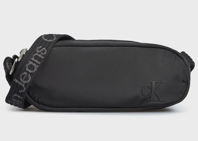 Listonoszka elegancka Calvin Klein Jeans ze sklepu: Darbut w kategorii: Listonoszki - zdjęcie 4EFD8BE-A55-9847_25762