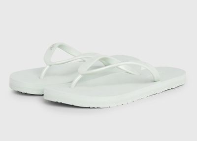 Klapki damskie na lato Calvin Klein ze sklepu: Darbut w kategorii: Klapki damskie - zdjęcie 4EFD8BE-A55-9847_25853
