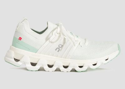 Buty sportowe damskie wiosenne On Running ze sklepu: Darbut w kategorii: Buty sportowe damskie - zdjęcie 4EFD8BE-A55-9847_25987