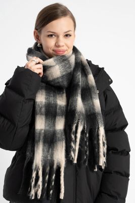 Szalik dziecięcy Reporter ze sklepu: REPORTER w kategorii: Szaliki dziecięce - zdjęcie 522E7B5A-528-641_15762