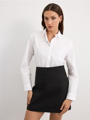 Koszula damska elegancka na wiosnę Mohito ze sklepu: Mohito w kategorii: Koszule damskie - zdjęcie 55A556F-010-6967_053IL