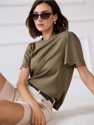 Mohito - Bluzka damska casual ze sklepu: Mohito w kategorii: Bluzki damskie - zdjęcie 55A556F-010-6967_072KZ
