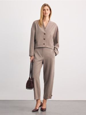 Spodnie damskie casual wiosenne Mohito ze sklepu: Mohito w kategorii: Spodnie damskie - zdjęcie 55A556F-010-6967_109LC