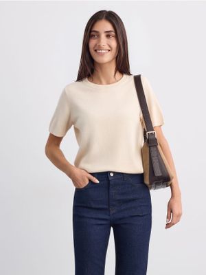 Mohito - Sweter damski casual zimowy ze sklepu: Mohito w kategorii: Swetry damskie - zdjęcie 55A556F-010-6967_151KH