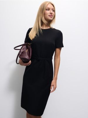 Sukienka casual Mohito ze sklepu: Mohito w kategorii: Sukienki - zdjęcie 55A556F-010-6967_171IH
