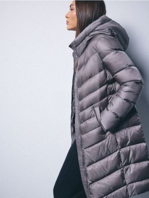 Mohito - Płaszcz damski jesienny casual ze sklepu: Mohito w kategorii: Płaszcze damskie - zdjęcie 55A556F-010-6967_244GQ