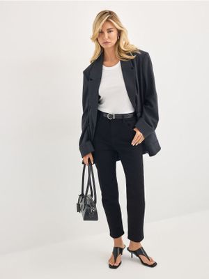 Jeansy damskie casual Mohito ze sklepu: Mohito w kategorii: Jeansy damskie - zdjęcie 55A556F-010-6967_259FM