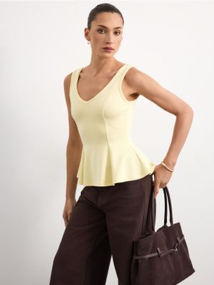 Bluzka damska casual Mohito ze sklepu: Mohito w kategorii: Bluzki damskie - zdjęcie 55A556F-010-6967_300GS