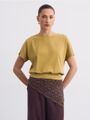 Bluzka damska na wiosnę casual Mohito ze sklepu: Mohito w kategorii: Bluzki damskie - zdjęcie 55A556F-010-6967_381LE