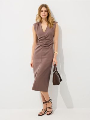 Sukienka elegancka Mohito ze sklepu: Mohito w kategorii: Sukienki - zdjęcie 55A556F-010-6967_383JX