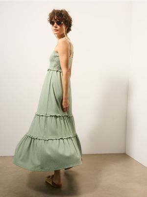 Sukienka casual Mohito ze sklepu: Mohito w kategorii: Sukienki - zdjęcie 55A556F-010-6967_384HQ