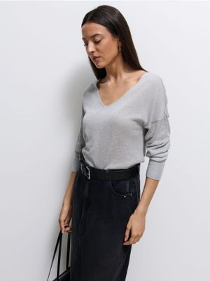 Sweter damski na zimę Mohito ze sklepu: Mohito w kategorii: Swetry damskie - zdjęcie 55A556F-010-6967_409EQ