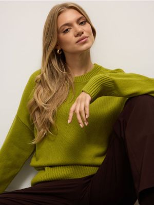 Sweter damski na zimę Mohito ze sklepu: Mohito w kategorii: Swetry damskie - zdjęcie 55A556F-010-6967_415EQ
