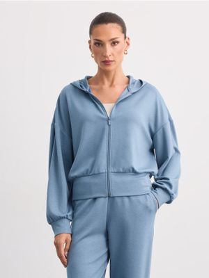 Bluza damska na jesień Mohito ze sklepu: Mohito w kategorii: Bluzy damskie - zdjęcie 55A556F-010-6967_444MA