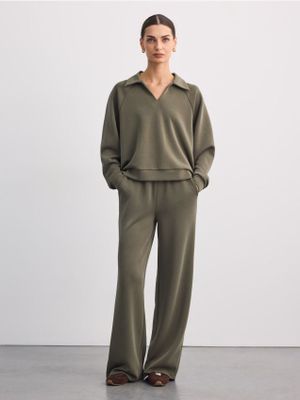 Spodnie damskie casual jesienne Mohito ze sklepu: Mohito w kategorii: Spodnie damskie - zdjęcie 55A556F-010-6967_473KT
