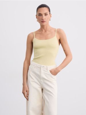 Bluzka damska Mohito ze sklepu: Mohito w kategorii: Bluzki damskie - zdjęcie 55A556F-010-6967_494KE