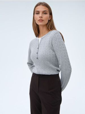 Sweter damski casualowy Mohito ze sklepu: Mohito w kategorii: Swetry damskie - zdjęcie 55A556F-010-6967_528EQ