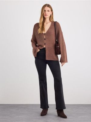 Sweter damski casual Mohito ze sklepu: Mohito w kategorii: Swetry damskie - zdjęcie 55A556F-010-6967_531ON