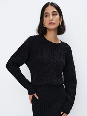 Sweter damski Mohito ze sklepu: Mohito w kategorii: Swetry damskie - zdjęcie 55A556F-010-6967_565BZ