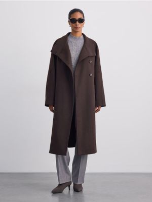 Płaszcz damski casual Mohito ze sklepu: Mohito w kategorii: Płaszcze damskie - zdjęcie 55A556F-010-6967_567LA