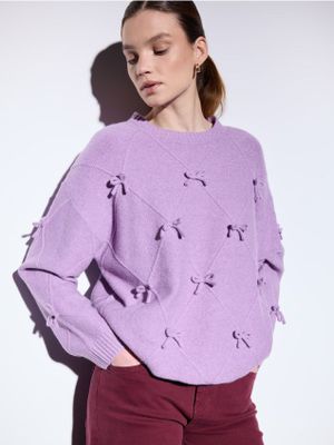 Sweter damski casual Mohito ze sklepu: Mohito w kategorii: Swetry damskie - zdjęcie 55A556F-010-6967_569EQ