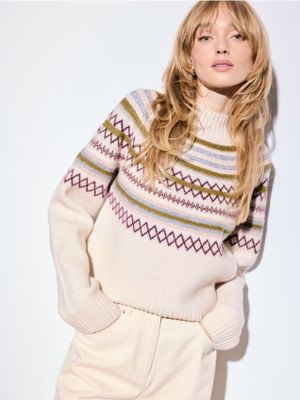 Sweter damski Mohito ze sklepu: Mohito w kategorii: Swetry damskie - zdjęcie 55A556F-010-6967_574EQ