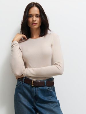 Bluzka damska casual Mohito ze sklepu: Mohito w kategorii: Bluzki damskie - zdjęcie 55A556F-010-6967_576HB