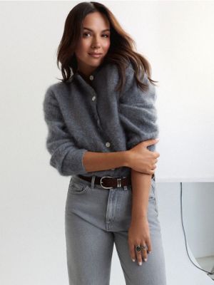 Sweter damski Mohito ze sklepu: Mohito w kategorii: Swetry damskie - zdjęcie 55A556F-010-6967_579LG