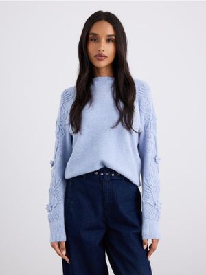 Sweter damski na zimę Mohito ze sklepu: Mohito w kategorii: Swetry damskie - zdjęcie 55A556F-010-6967_596MG