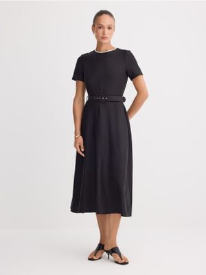 Mohito - Sukienka rozkloszowana elegancka ze sklepu: Mohito w kategorii: Sukienki - zdjęcie 55A556F-010-6967_607JW