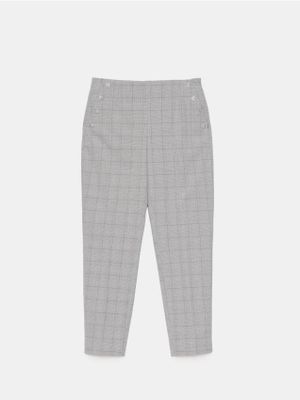 Spodnie damskie casual Mohito ze sklepu: Mohito w kategorii: Spodnie damskie - zdjęcie 55A556F-010-6967_714CZ