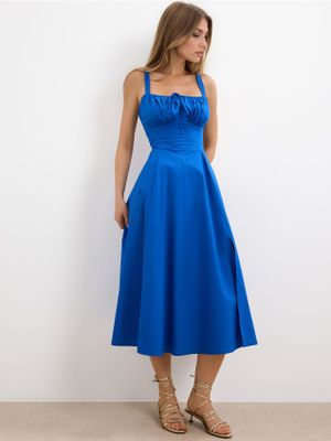 Sukienka elegancka Mohito ze sklepu: Mohito w kategorii: Sukienki - zdjęcie 55A556F-010-6967_729KB