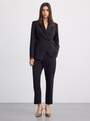 Spodnie damskie eleganckie jesienne Mohito ze sklepu: Mohito w kategorii: Spodnie damskie - zdjęcie 55A556F-010-6967_736JJ