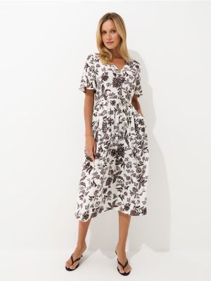 Sukienka casual Mohito ze sklepu: Mohito w kategorii: Sukienki - zdjęcie 55A556F-010-6967_739GE