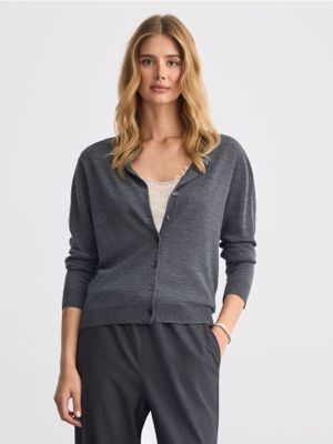 Sweter damski Mohito ze sklepu: Mohito w kategorii: Swetry damskie - zdjęcie 55A556F-010-6967_751LA