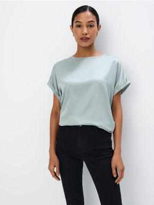Bluzka damska casual Mohito ze sklepu: Mohito w kategorii: Bluzki damskie - zdjęcie 55A556F-010-6967_758EI