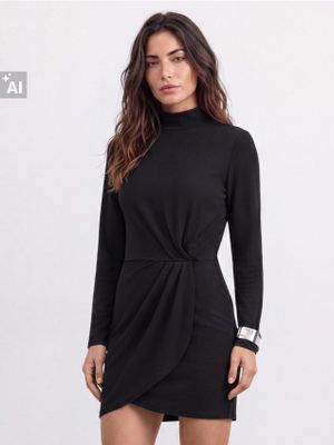 Sukienka na lato Mohito ze sklepu: Mohito w kategorii: Sukienki - zdjęcie 55A556F-010-6967_899JQ