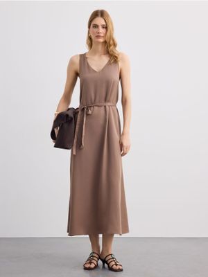 Sukienka szmizjerka Mohito ze sklepu: Mohito w kategorii: Sukienki - zdjęcie 55A556F-010-6967_949LC