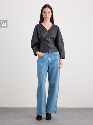 Bluzka damska Mohito ze sklepu: Mohito w kategorii: Bluzki damskie - zdjęcie 55A556F-010-6967_9615W