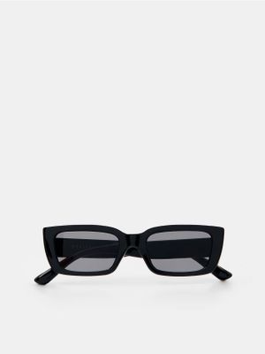 Okulary przeciwsłoneczne damskie Mohito ze sklepu: Mohito w kategorii: Okulary przeciwsłoneczne damskie - zdjęcie 55A556F-010-6967_9771V