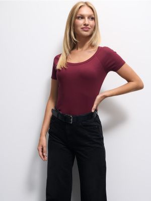 Bluzka damska Mohito ze sklepu: Mohito w kategorii: Bluzki damskie - zdjęcie 55A556F-010-6967_995FH
